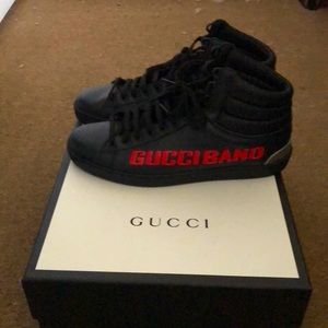 Black Gucci causal sneakers